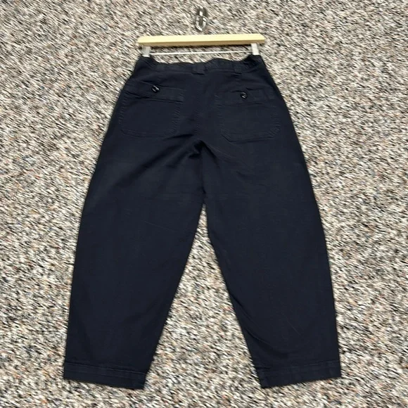 Banana Republic Black Barrel Jean - Size 2 petite - Picture 6 of 9